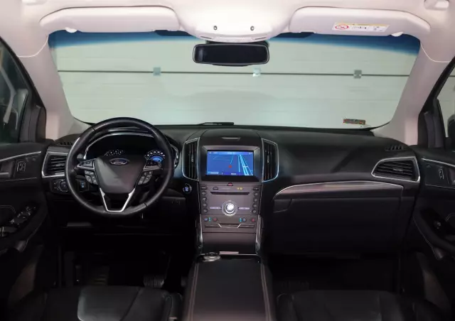 FORD Edge 2.0 EcoBlue Twin-Turbo 4WD Titanium