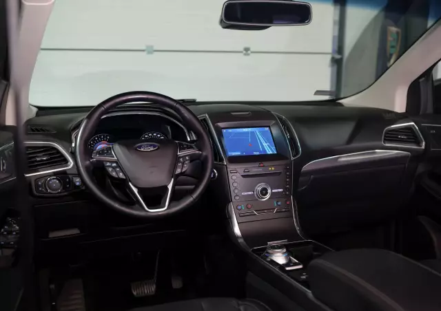 FORD Edge 2.0 EcoBlue Twin-Turbo 4WD Titanium