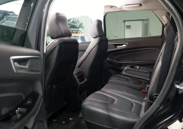 FORD Edge 2.0 EcoBlue Twin-Turbo 4WD Titanium