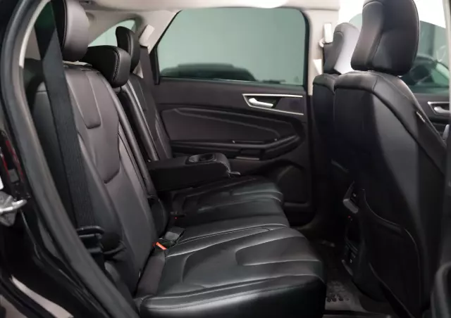 FORD Edge 2.0 EcoBlue Twin-Turbo 4WD Titanium