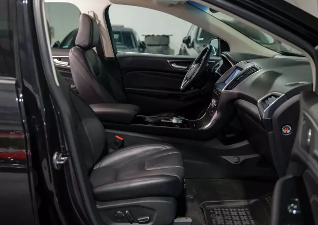 FORD Edge 2.0 EcoBlue Twin-Turbo 4WD Titanium