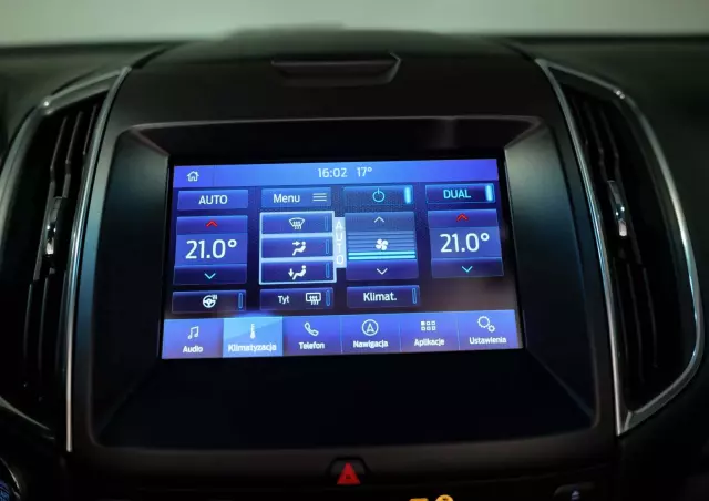 FORD Edge 2.0 EcoBlue Twin-Turbo 4WD Titanium