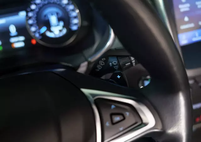 FORD Edge 2.0 EcoBlue Twin-Turbo 4WD Titanium