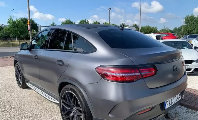 MERCEDES-BENZ GLE 