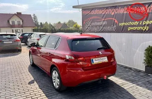 PEUGEOT 308 