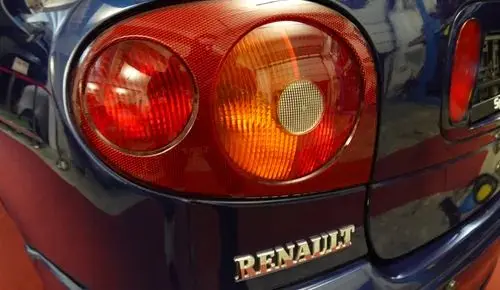 RENAULT Megane 