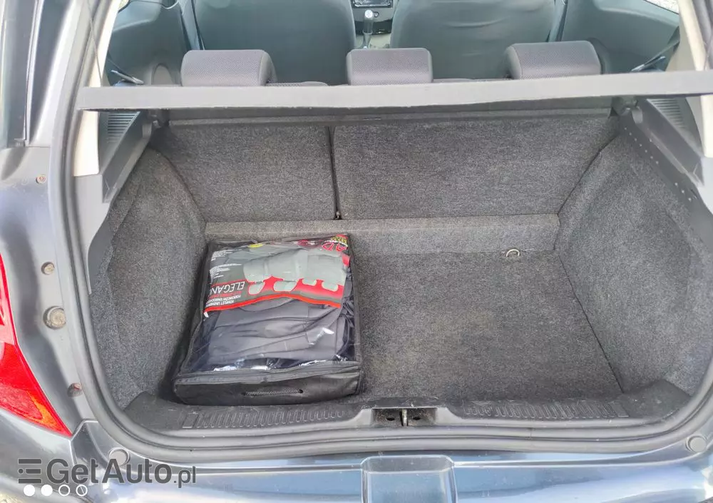 RENAULT Clio 1.6 16V Expression