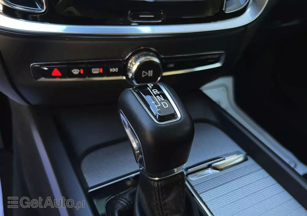 VOLVO V60 D4 Geartronic Inscription