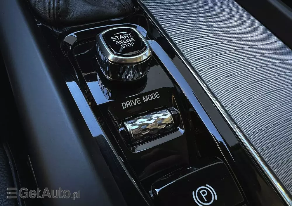 VOLVO V60 D4 Geartronic Inscription