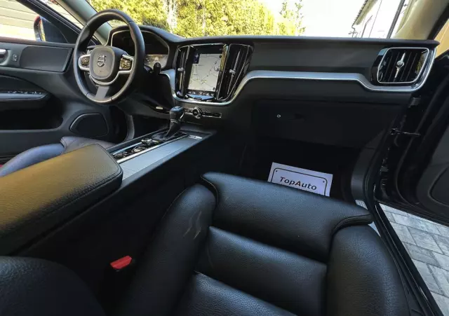 VOLVO V60 D4 Geartronic Inscription