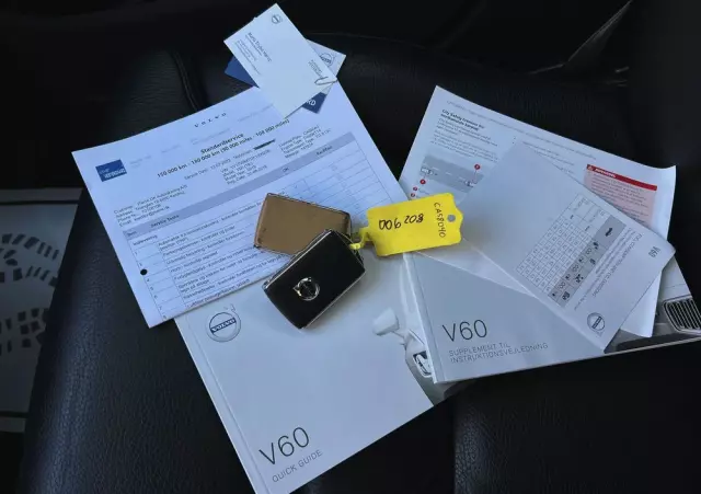 VOLVO V60 D4 Geartronic Inscription