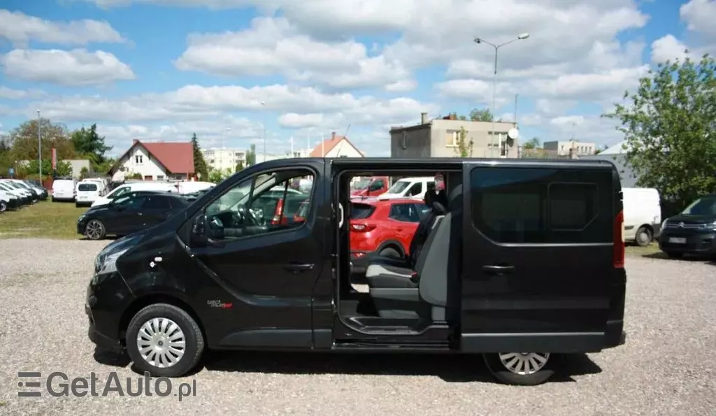 RENAULT Trafic 