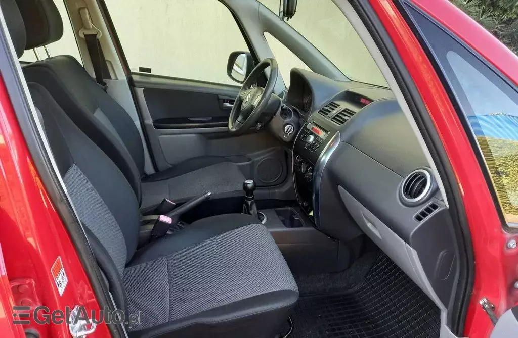 SUZUKI SX4 
