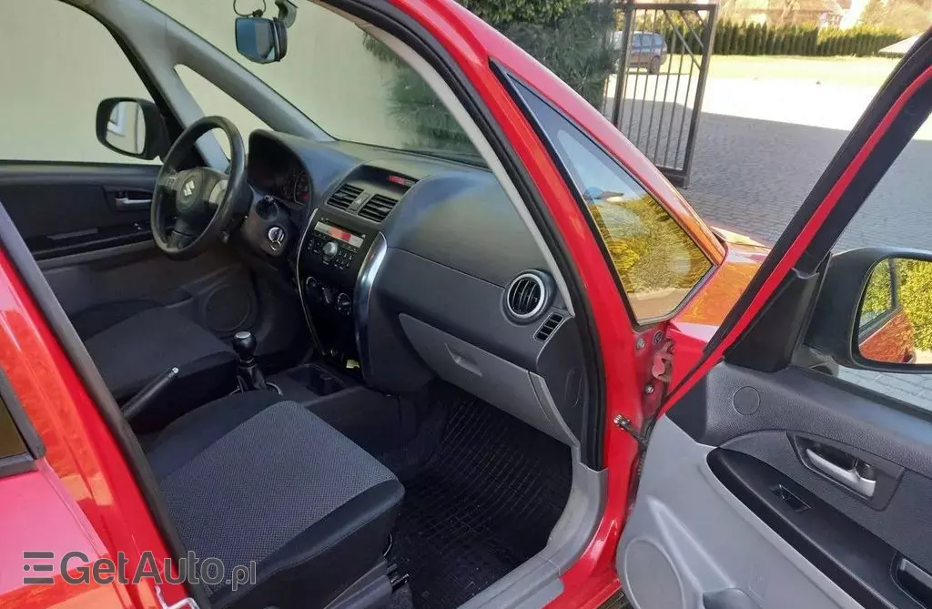 SUZUKI SX4 