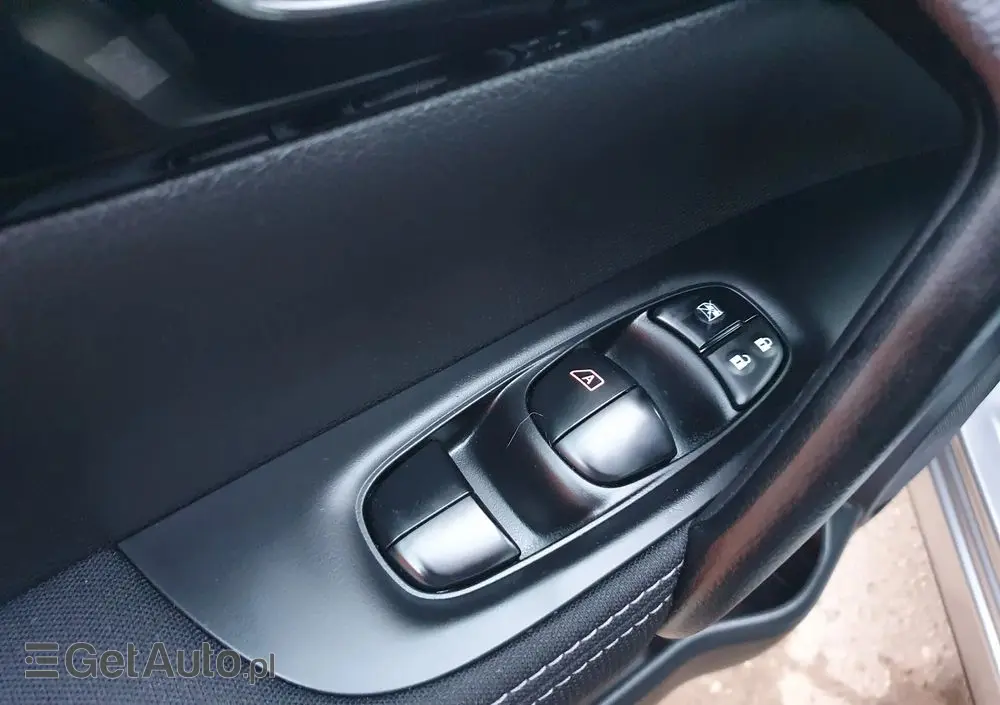 NISSAN Qashqai 1.2 DIG-T N-Tec