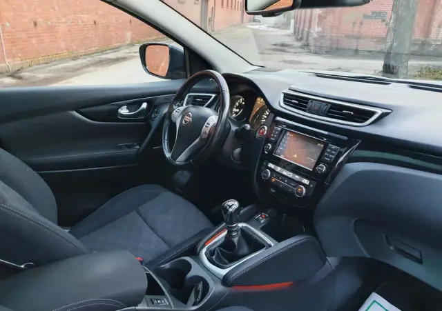 NISSAN Qashqai 1.2 DIG-T N-Tec