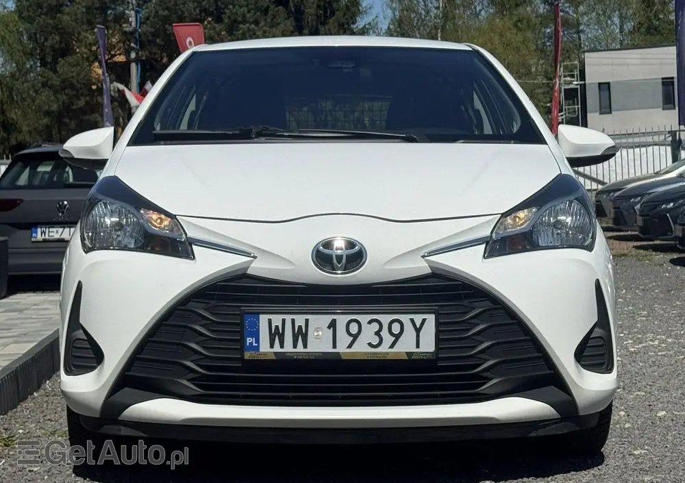 TOYOTA Yaris 1.5 Active