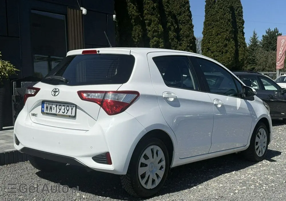 TOYOTA Yaris 1.5 Active