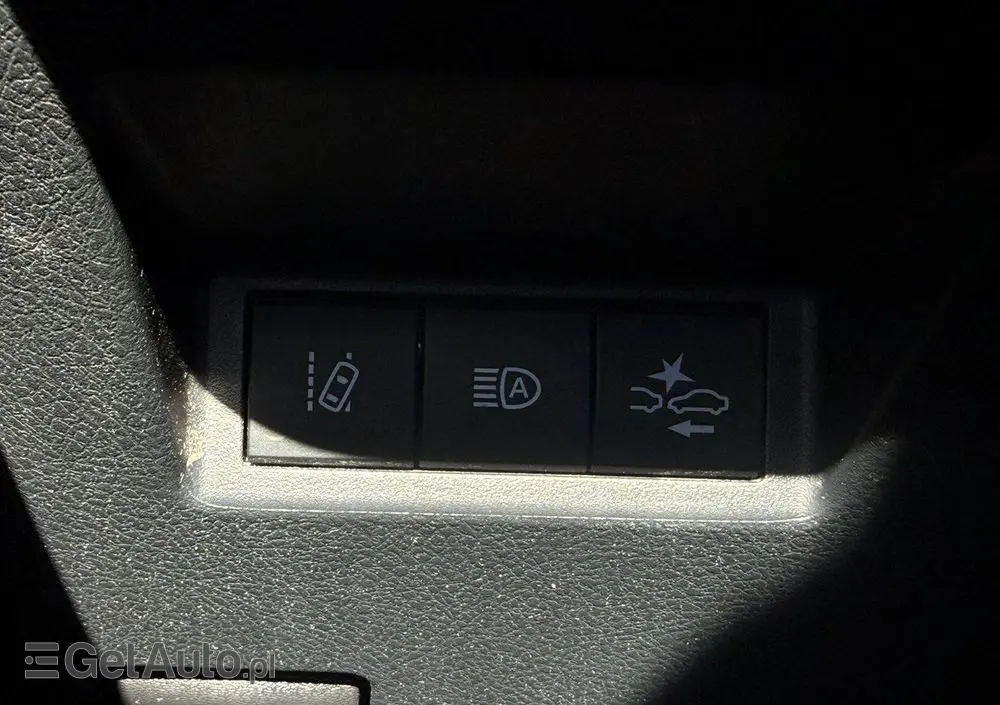 TOYOTA Yaris 1.5 Active