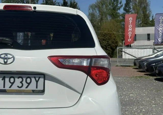 TOYOTA Yaris 1.5 Active