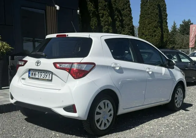 TOYOTA Yaris 1.5 Active