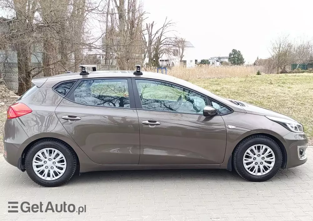 KIA Ceed Cee'd 1.6 GDI M DCT