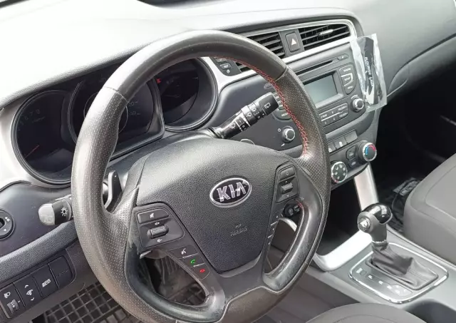 KIA Ceed Cee'd 1.6 GDI M DCT