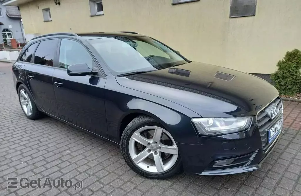 AUDI A4 