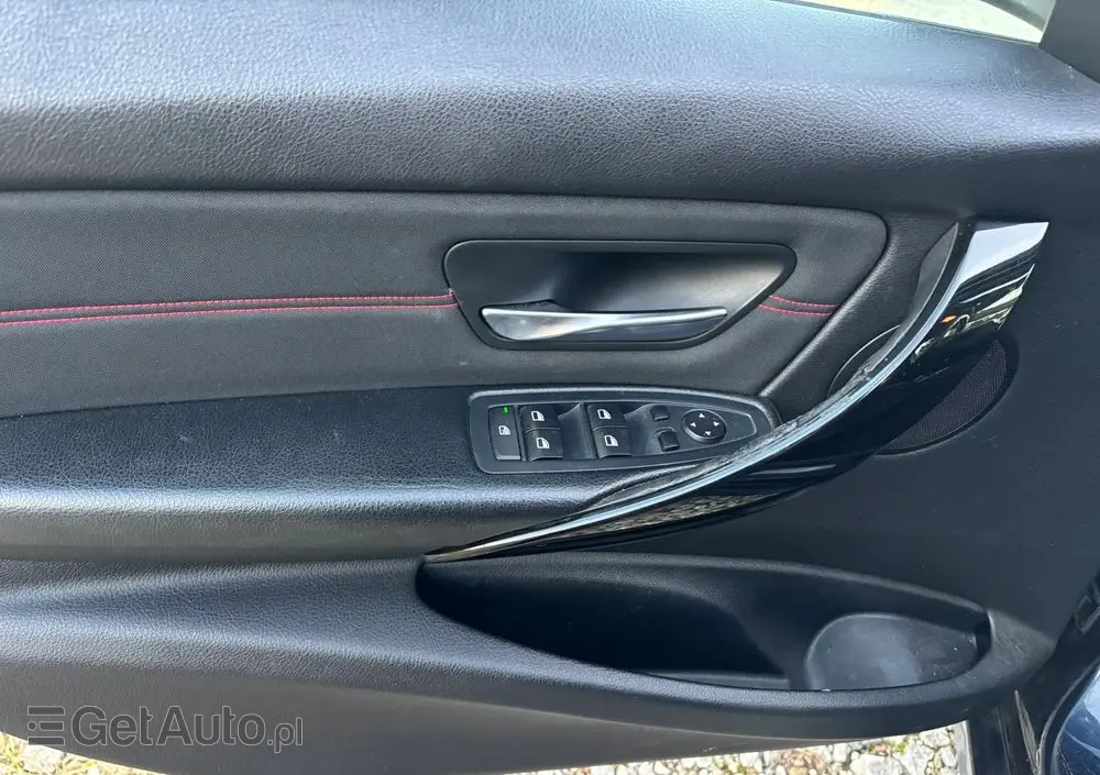 BMW Seria 3 316d Sport Line