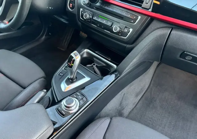 BMW Seria 3 316d Sport Line