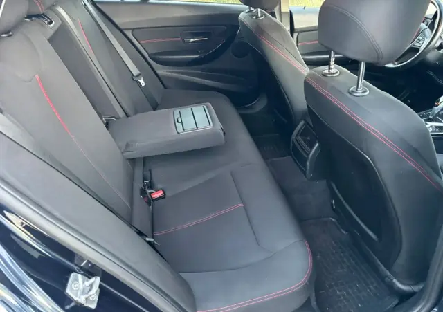 BMW Seria 3 316d Sport Line