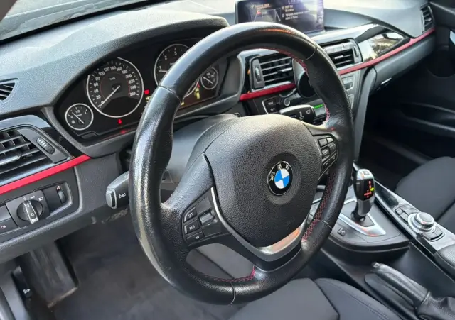 BMW Seria 3 316d Sport Line
