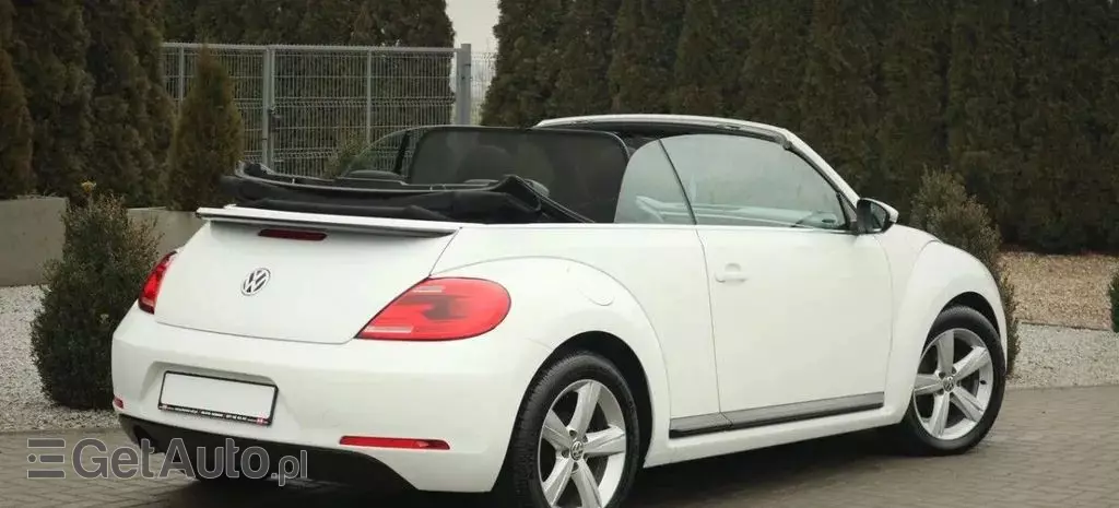 VOLKSWAGEN Beetle 