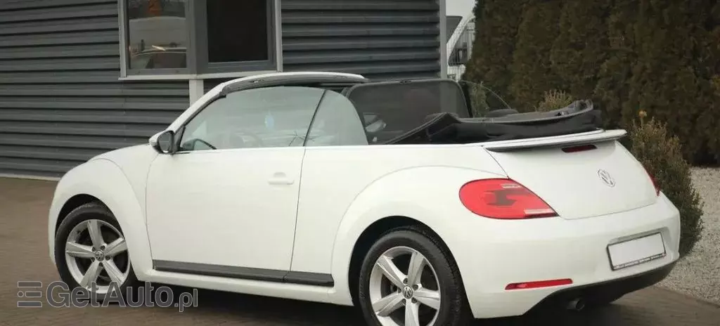 VOLKSWAGEN Beetle 