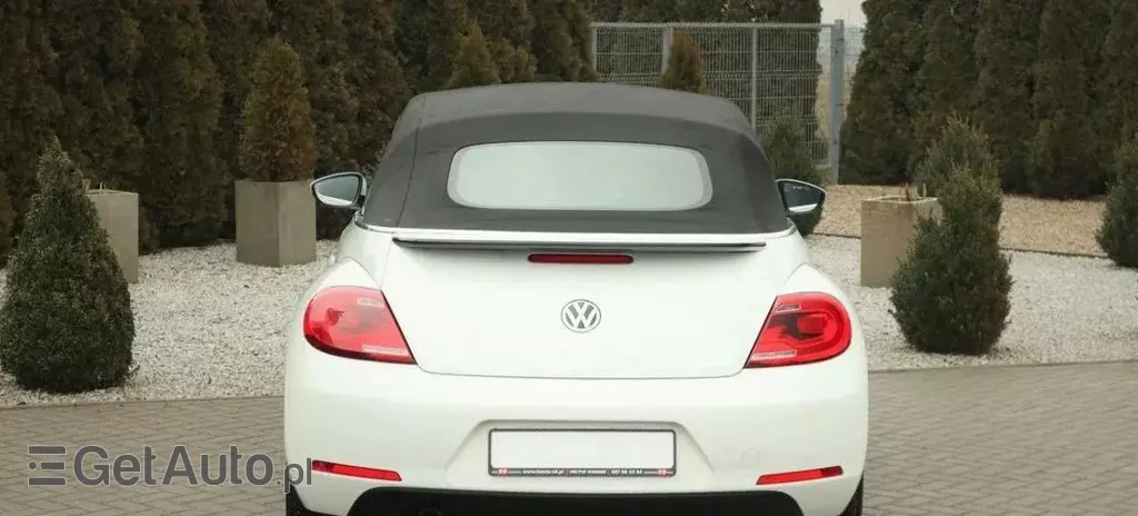VOLKSWAGEN Beetle 