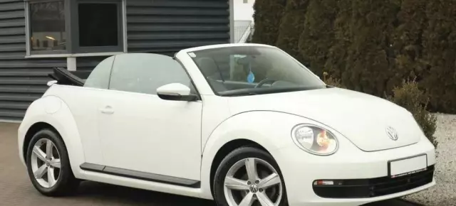 VOLKSWAGEN Beetle 