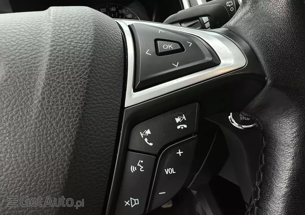 FORD S-Max 2.0 TDCi Titanium PowerShift