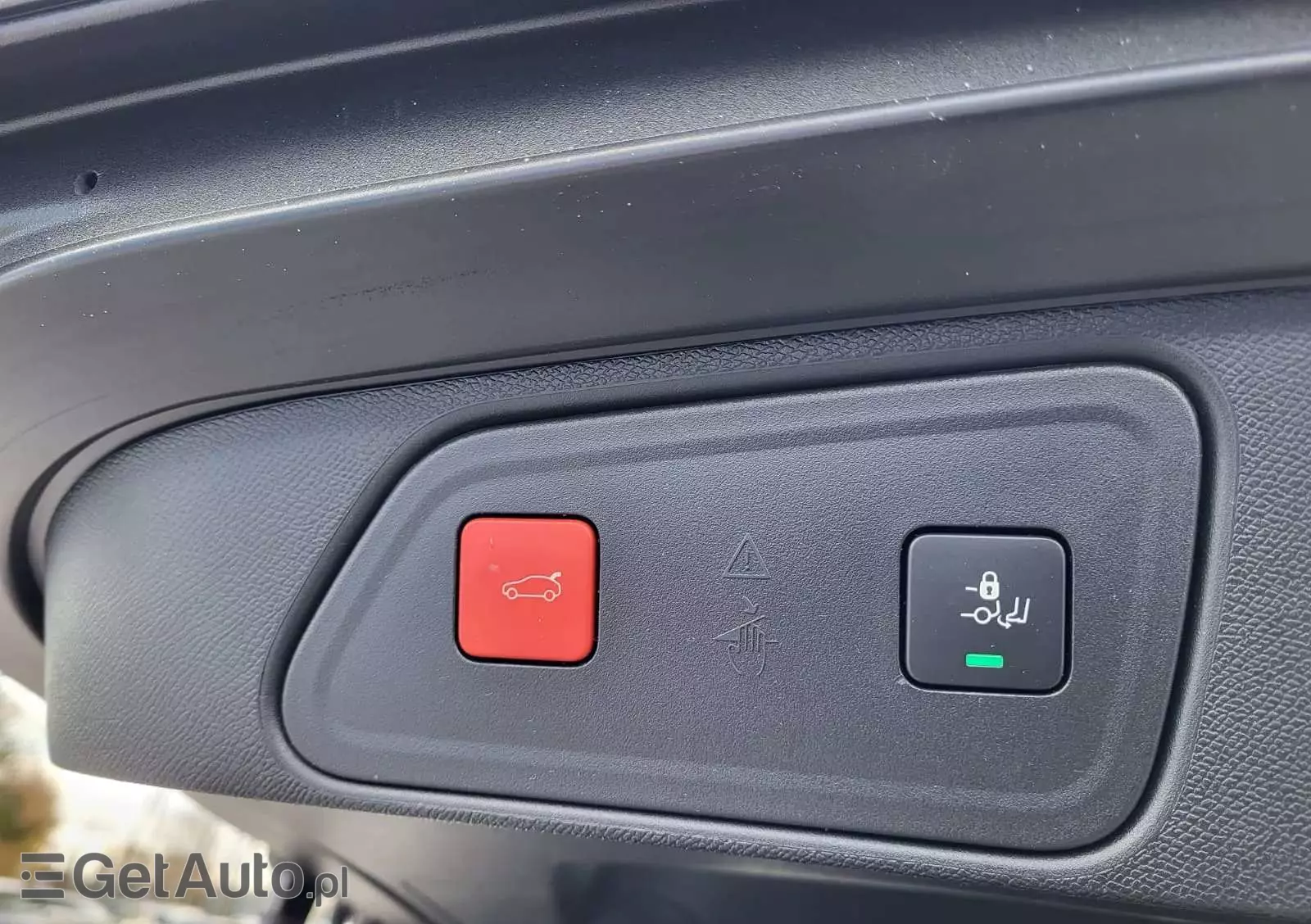 PEUGEOT 3008 1.2 PureTech GT S&S EAT8