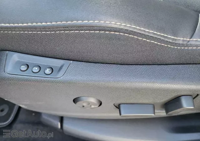 PEUGEOT 3008 1.2 PureTech GT S&S EAT8