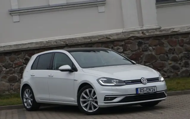 VOLKSWAGEN Golf 1.5 TSI ACT OPF BlueMotion Highline