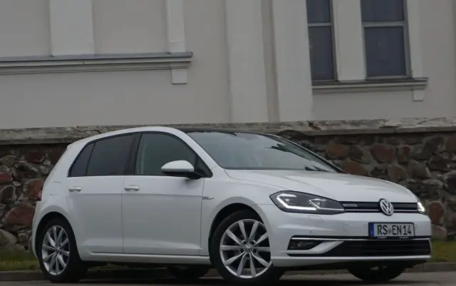 VOLKSWAGEN Golf 1.5 TSI ACT OPF BlueMotion Highline