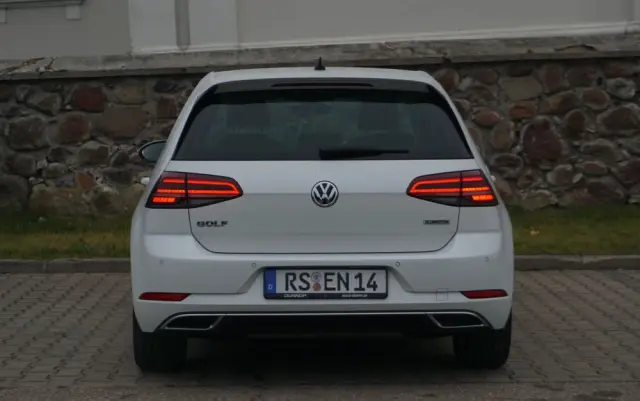 VOLKSWAGEN Golf 1.5 TSI ACT OPF BlueMotion Highline