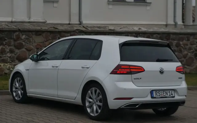 VOLKSWAGEN Golf 1.5 TSI ACT OPF BlueMotion Highline