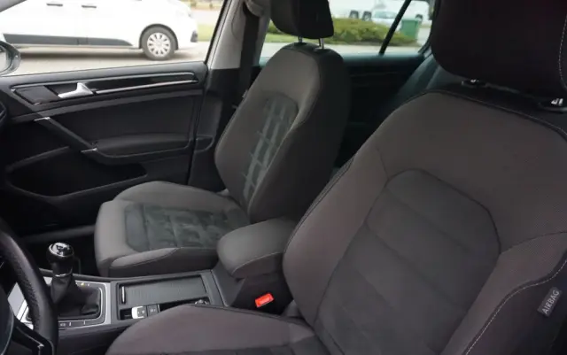 VOLKSWAGEN Golf 1.5 TSI ACT OPF BlueMotion Highline