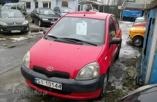 TOYOTA Yaris 