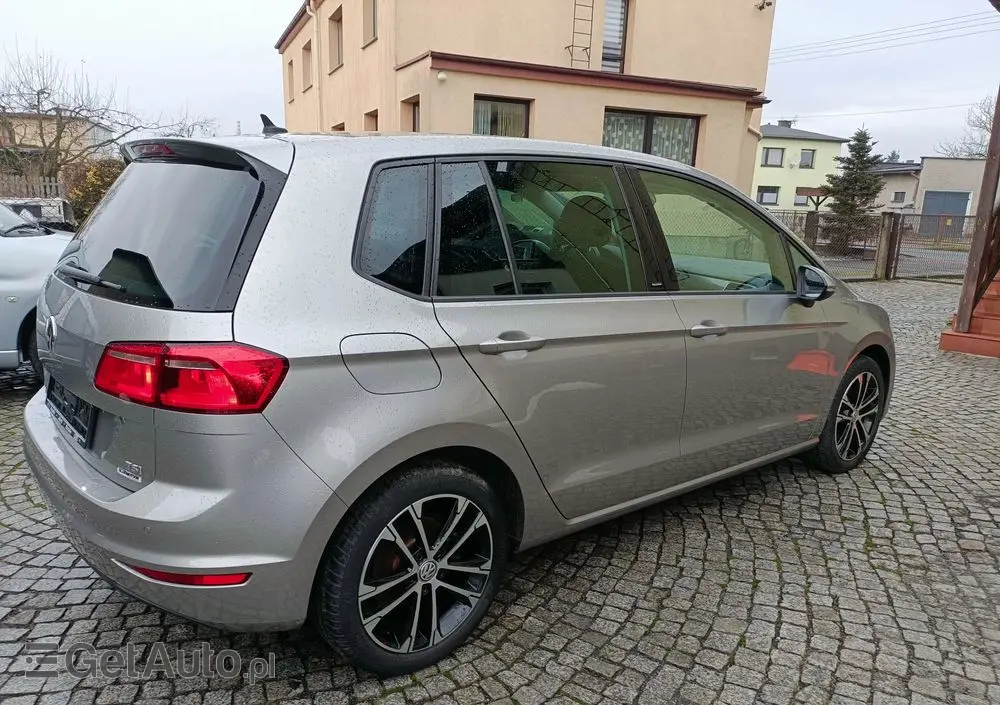 VOLKSWAGEN Golf 1.4 TSI BlueMotion Technology DSG Allstar