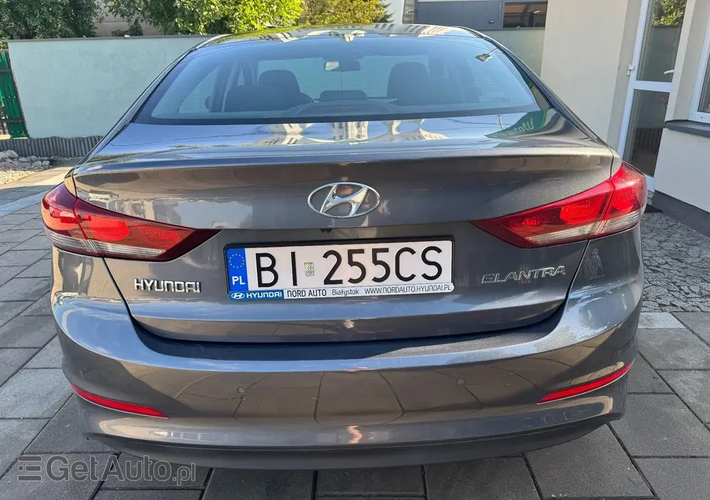 HYUNDAI Elantra 1.6 Premium