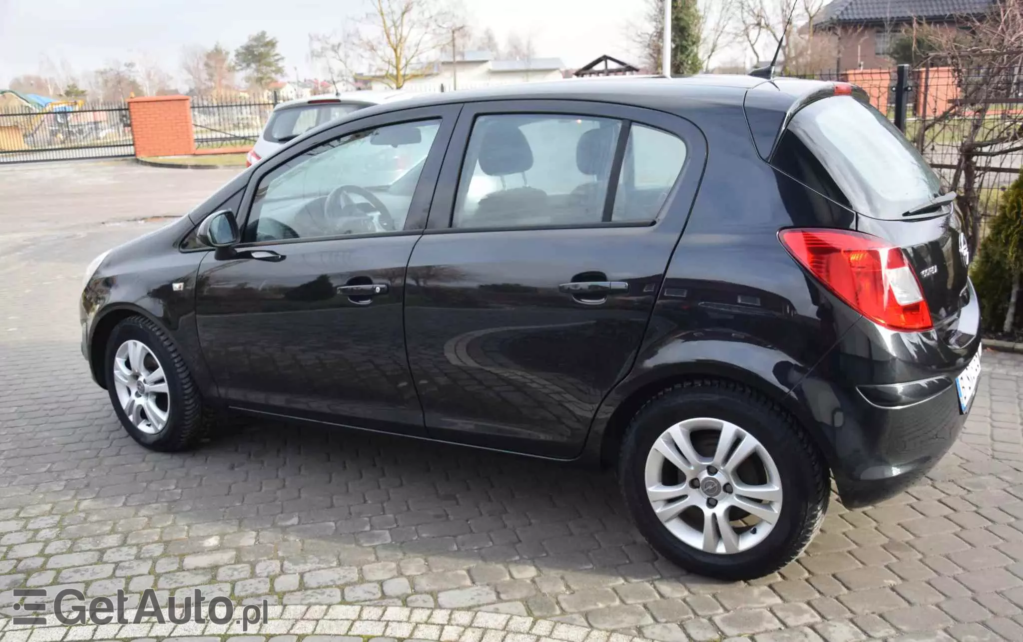 OPEL Corsa 1.4 16V Edition 150