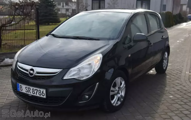 OPEL Corsa 1.4 16V Edition 150