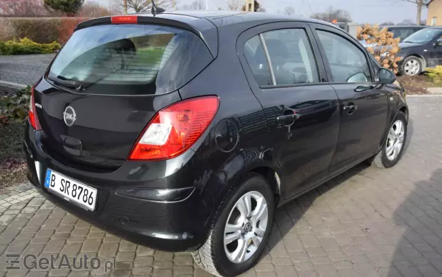 OPEL Corsa 1.4 16V Edition 150